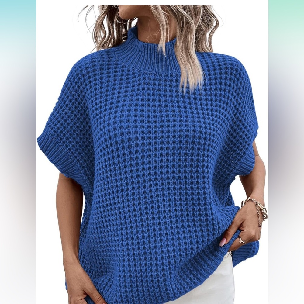 Blue Women's Waffle Knit Short Sleeve Sweater